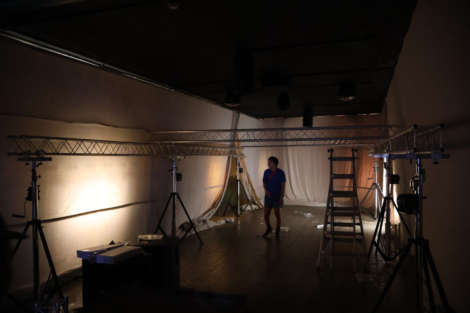 Building the loudspeaker truss at Underground Atlanta, October 2025.